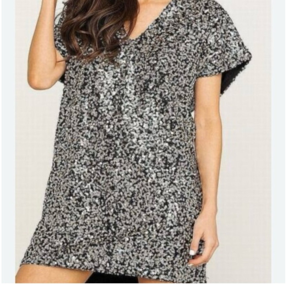 By Together Sequin Covered Short Sleeve Tunic Dress Sz L Vneck Party Sparkly